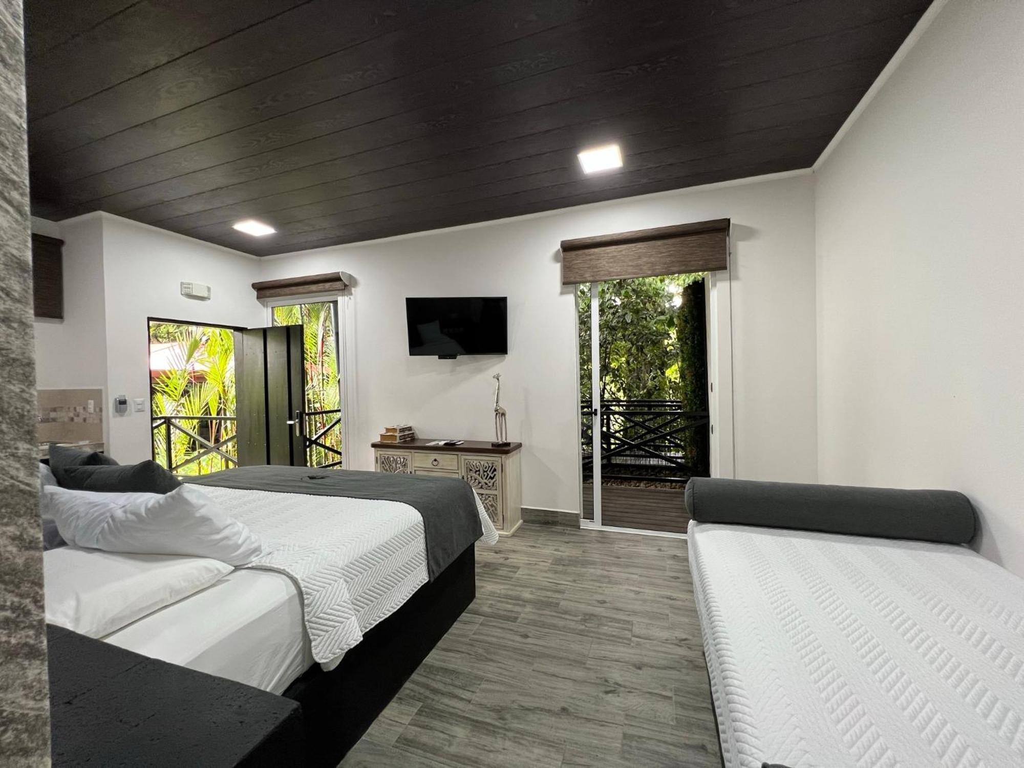 Hotel Boutique Casa Del Rio La Fortuna Eksteriør billede